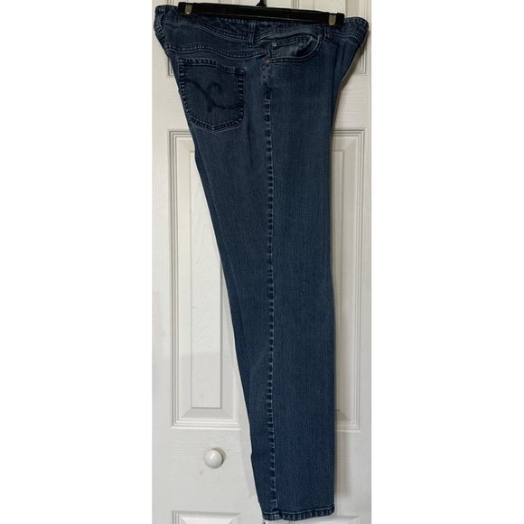 Additions by Chico's Denim Jeans Blue Mid-Rise Women's Size 1.5 Short (32X29) - Picture 3 of 15